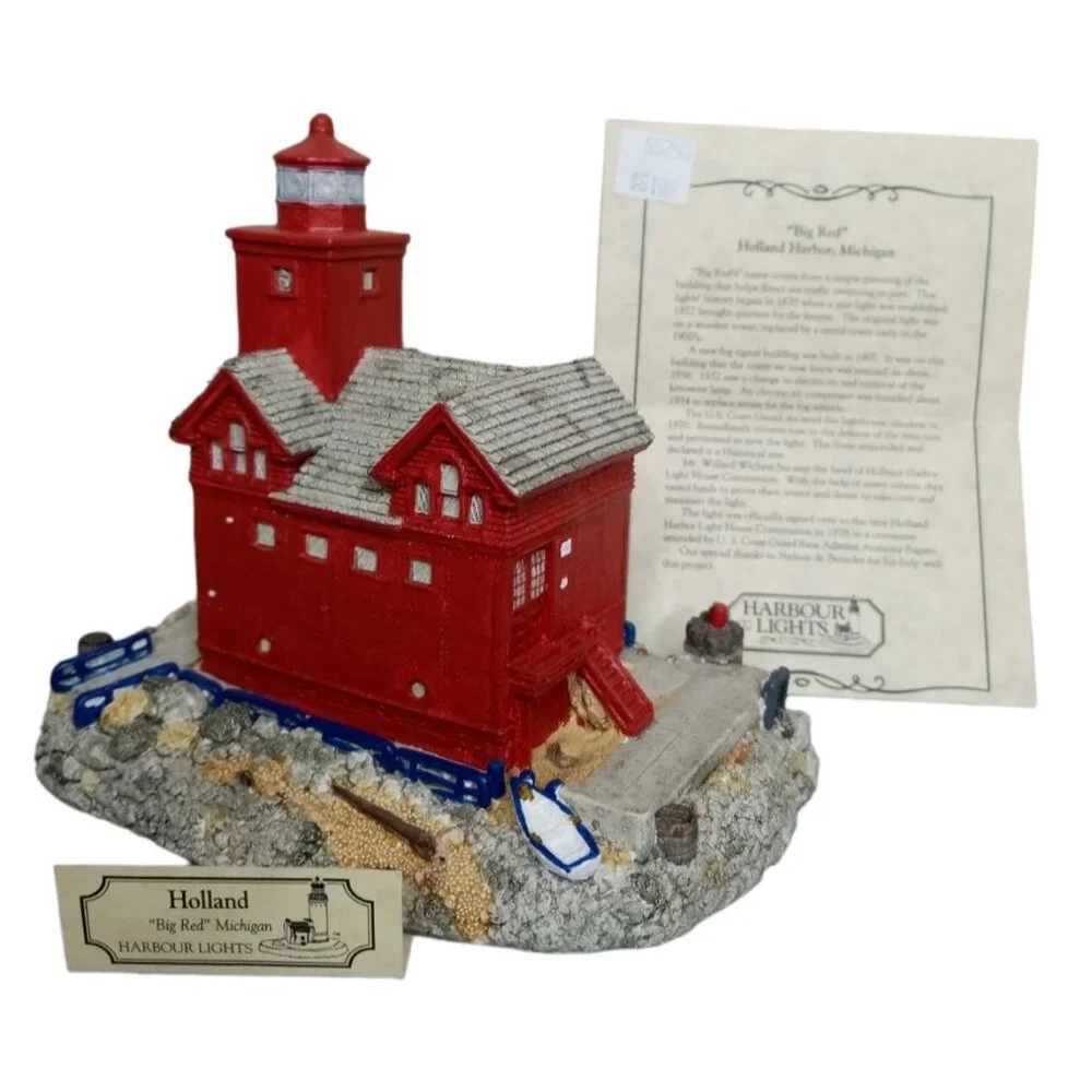 Harbour Lights Holland Harbor MI Big Red HL 142 1993 1461/5500 COA ID Card Light